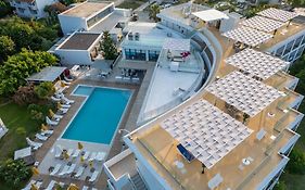 Nasos Hotel & Resort